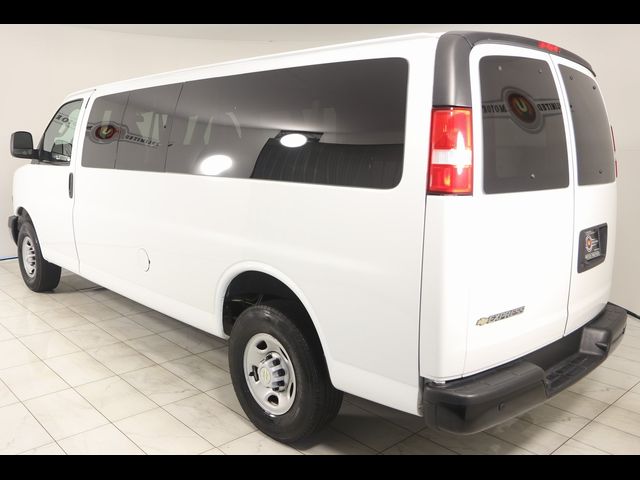 2022 Chevrolet Express LS