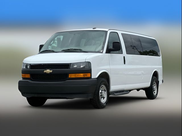 2022 Chevrolet Express LS