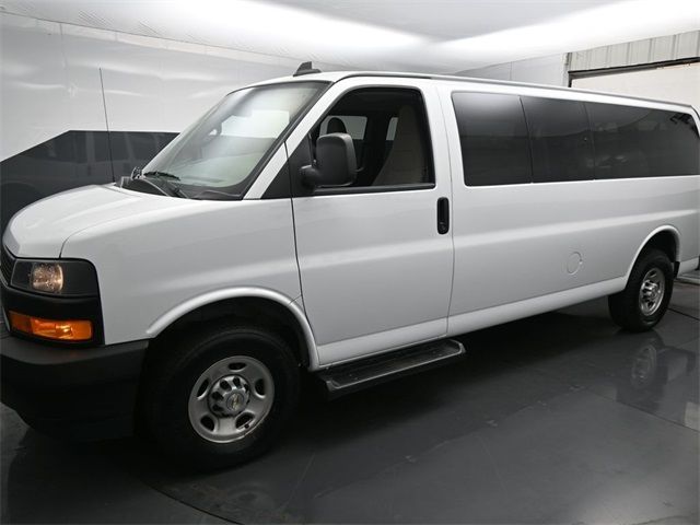 2022 Chevrolet Express LS