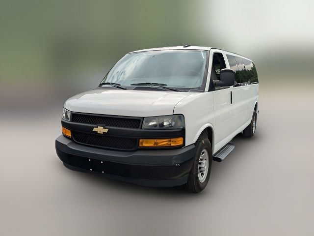 2022 Chevrolet Express LS