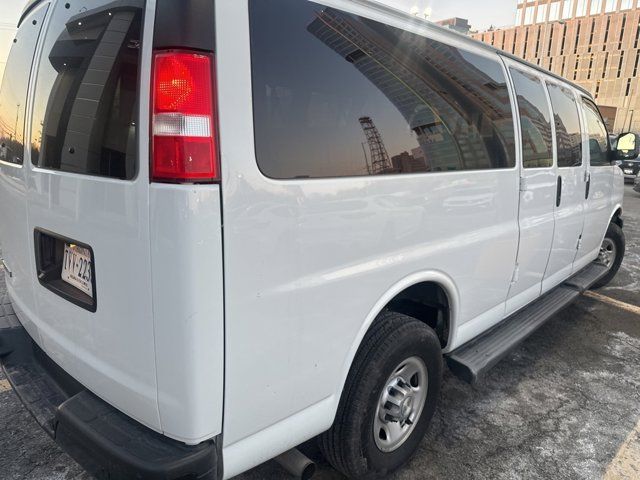 2022 Chevrolet Express LS