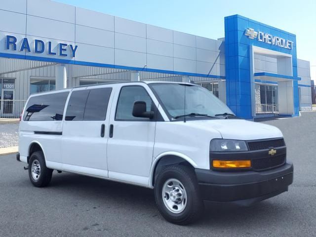 2022 Chevrolet Express LS