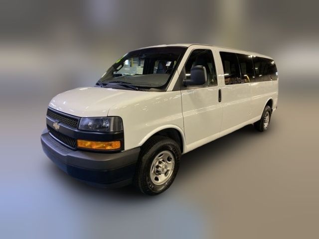 2022 Chevrolet Express LS