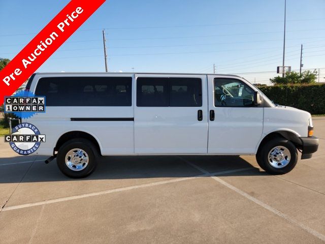 2022 Chevrolet Express LS