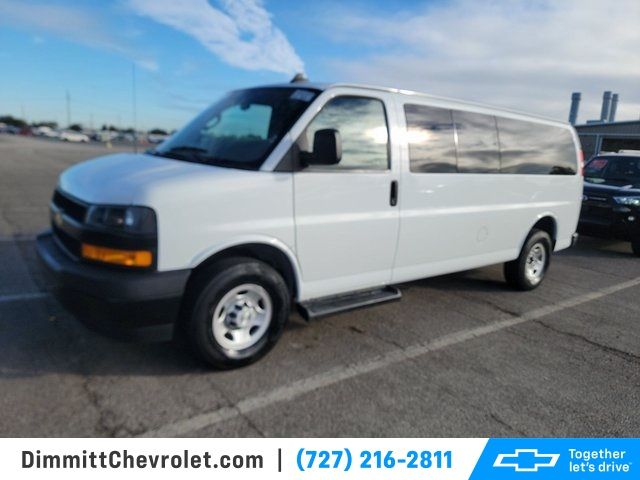 2022 Chevrolet Express LS