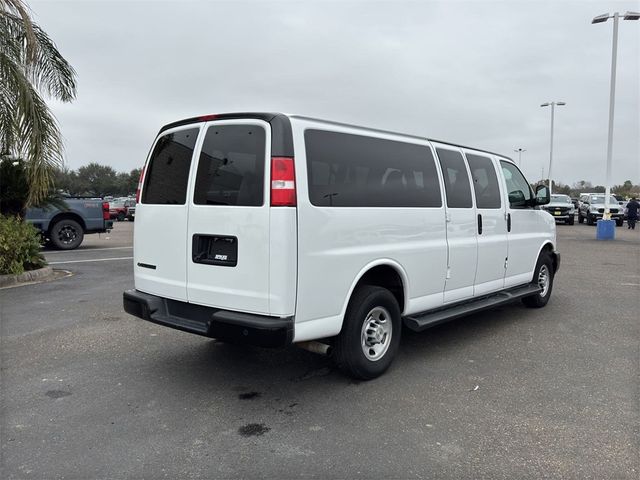 2022 Chevrolet Express LS