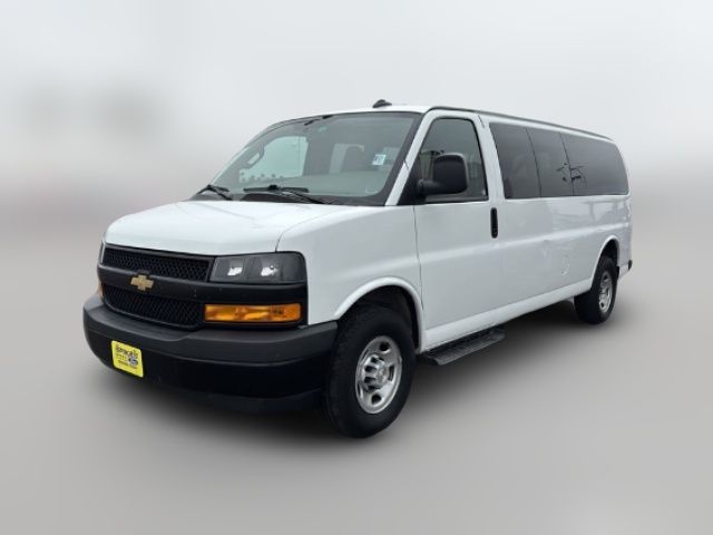 2022 Chevrolet Express LS