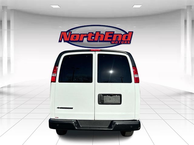 2022 Chevrolet Express LS