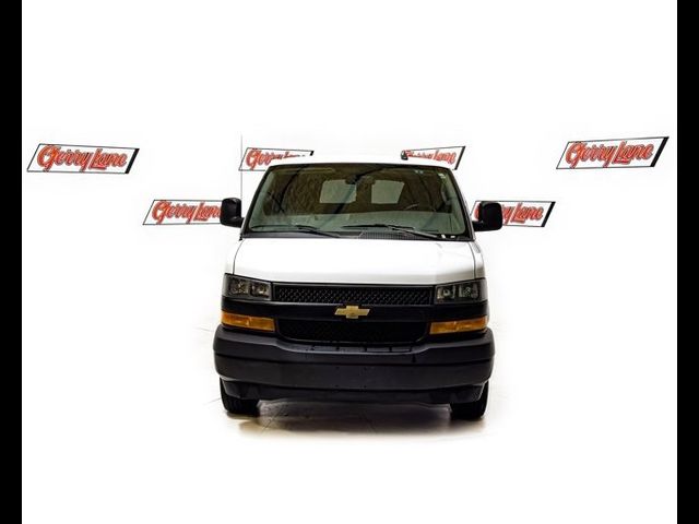 2022 Chevrolet Express LS