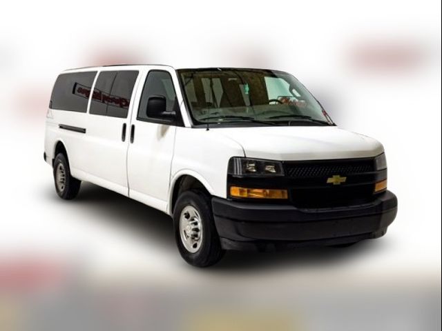 2022 Chevrolet Express LS