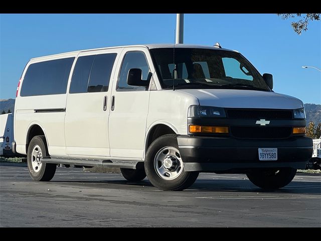 2022 Chevrolet Express LS