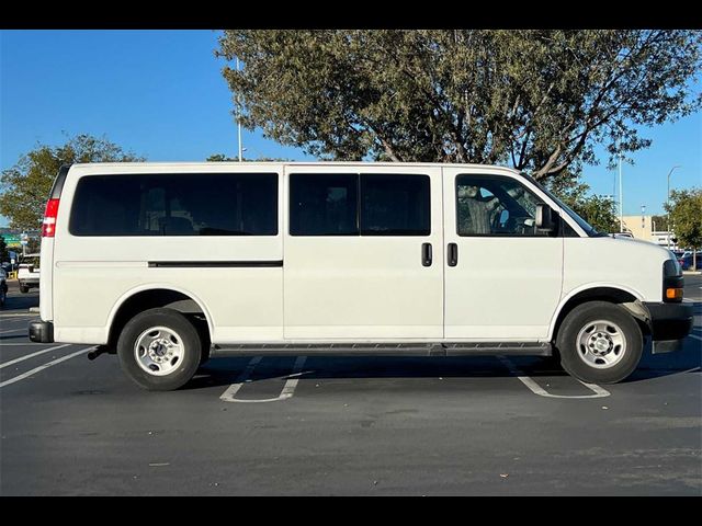 2022 Chevrolet Express LS