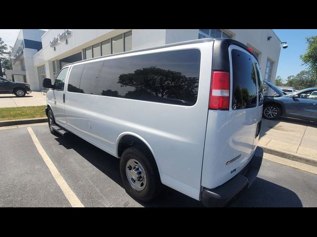 2022 Chevrolet Express LS