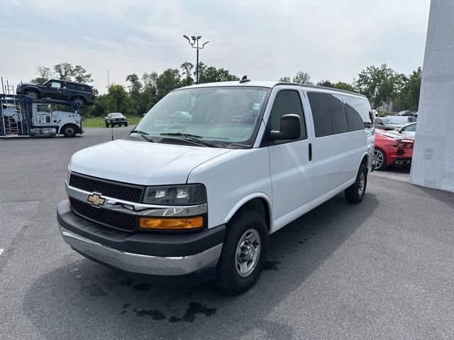 2022 Chevrolet Express LT