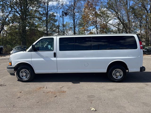 2022 Chevrolet Express LT