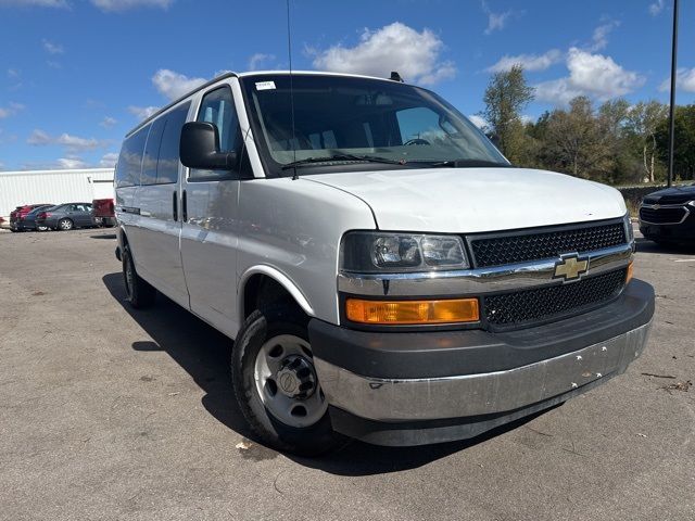 2022 Chevrolet Express LT