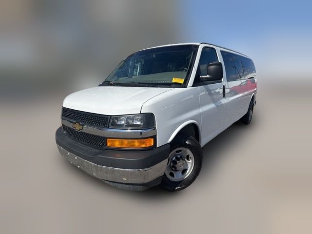 2022 Chevrolet Express LT