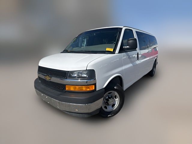 2022 Chevrolet Express LT