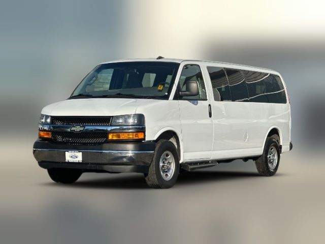 2022 Chevrolet Express LT