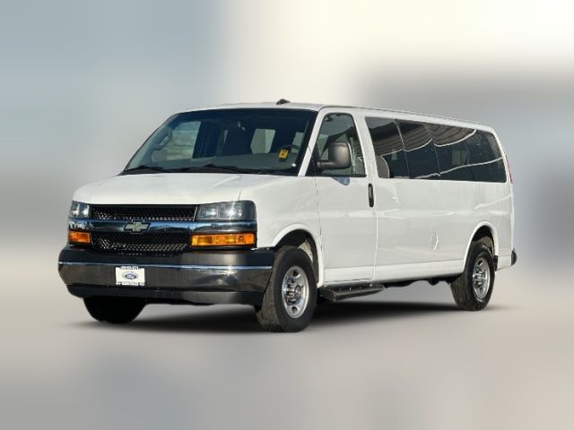 2022 Chevrolet Express LT