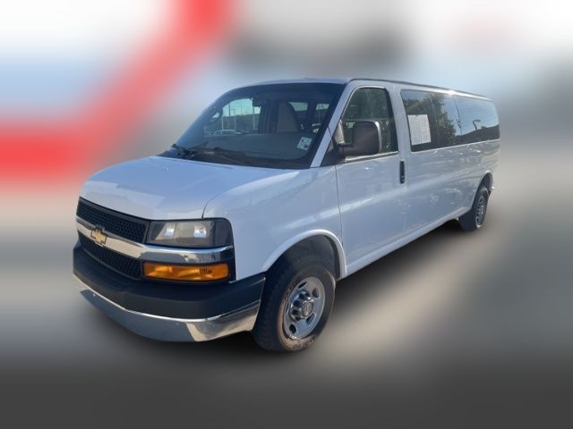 2022 Chevrolet Express LT