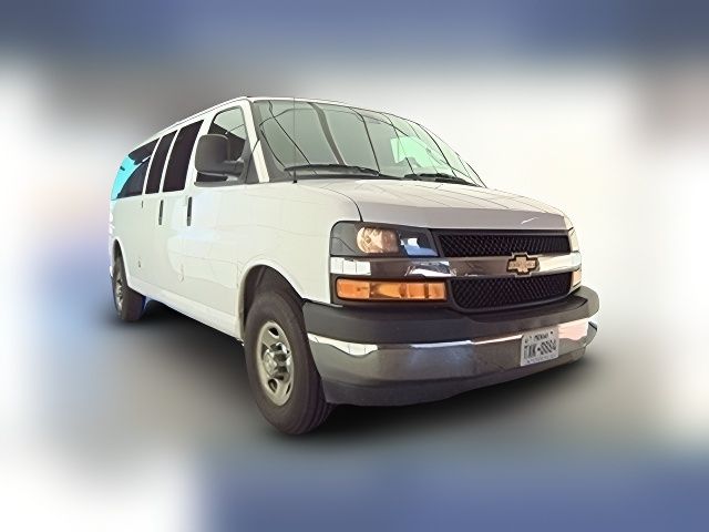 2022 Chevrolet Express LT