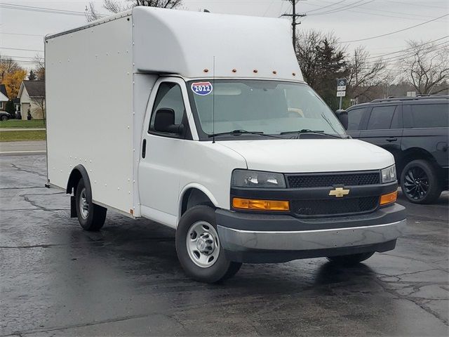 2022 Chevrolet Express Base