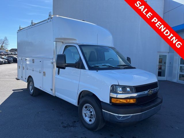 2022 Chevrolet Express Base