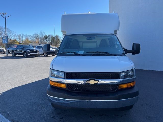 2022 Chevrolet Express Base