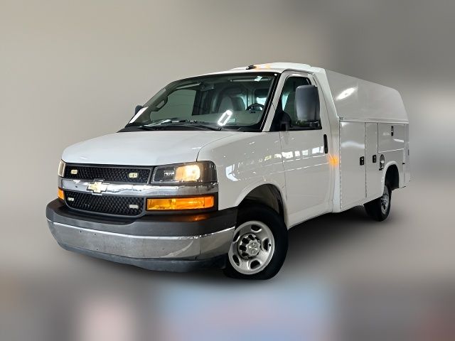 2022 Chevrolet Express Base