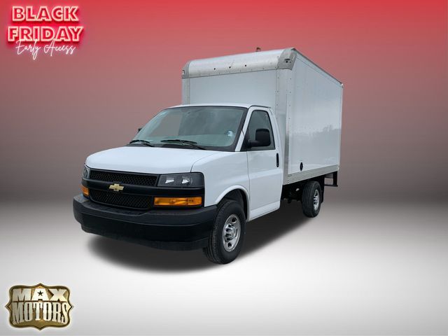 2022 Chevrolet Express Base