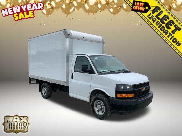 2022 Chevrolet Express Base