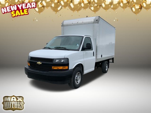 2022 Chevrolet Express Base