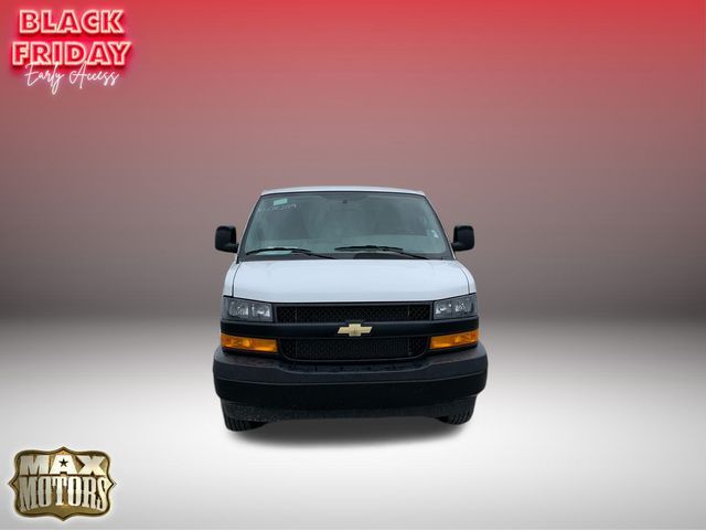 2022 Chevrolet Express Base