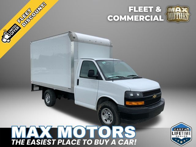 2022 Chevrolet Express Base