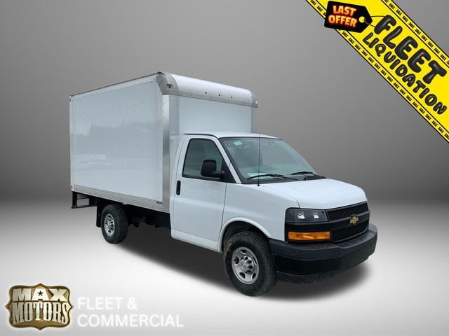 2022 Chevrolet Express Base