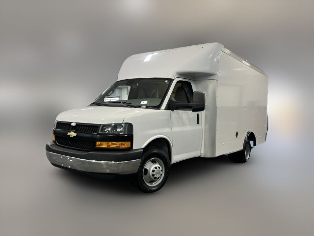 2022 Chevrolet Express Base