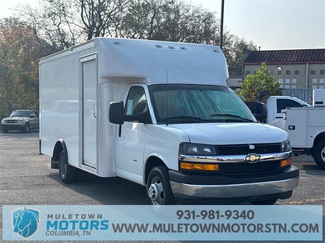 2022 Chevrolet Express Base