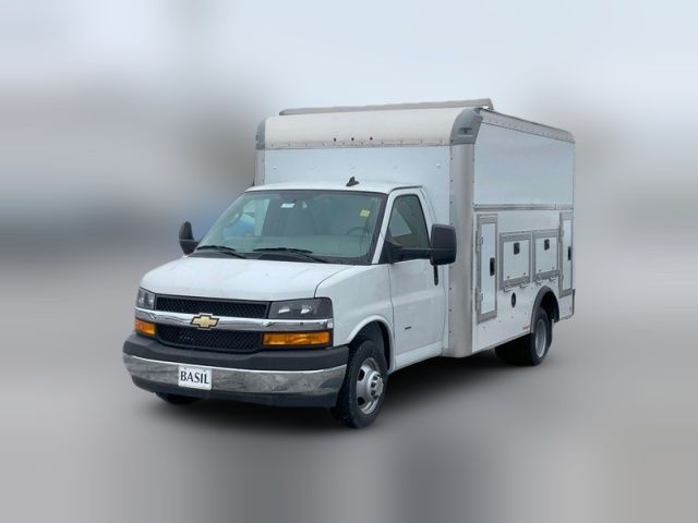 2022 Chevrolet Express Base