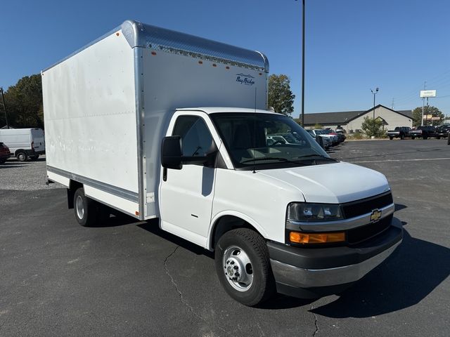 2022 Chevrolet Express Base