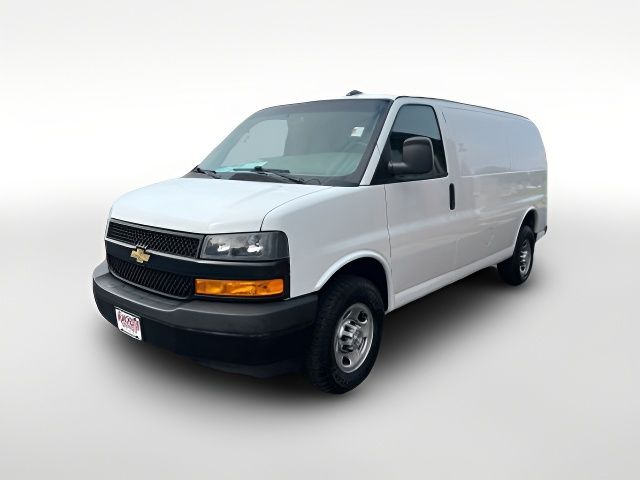 2022 Chevrolet Express Base