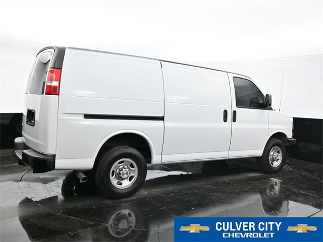 2022 Chevrolet Express Base