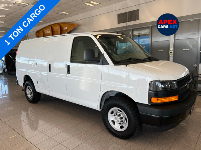 2022 Chevrolet Express Base