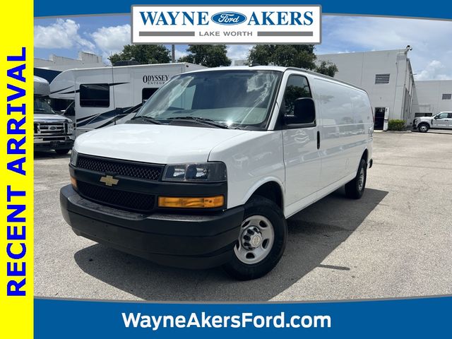 2022 Chevrolet Express Base