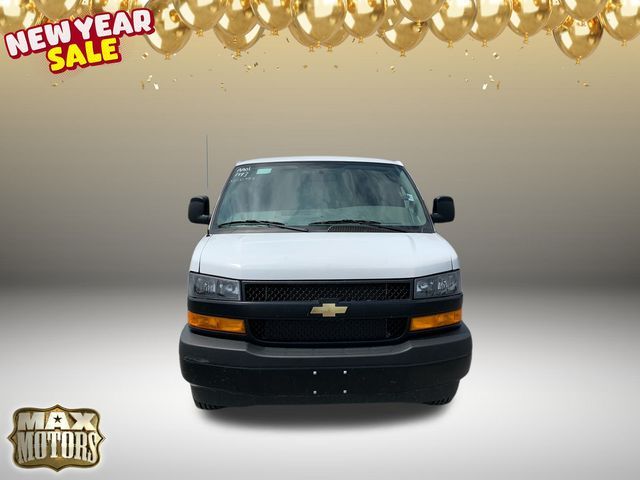 2022 Chevrolet Express Base