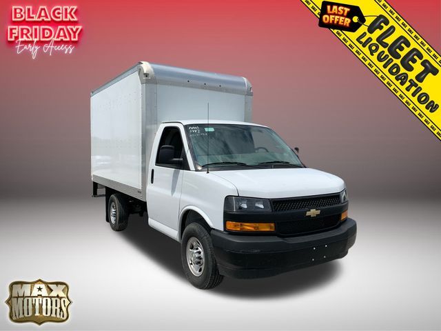 2022 Chevrolet Express Base