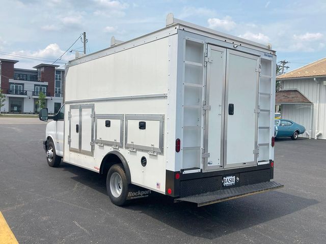 2022 Chevrolet Express Base