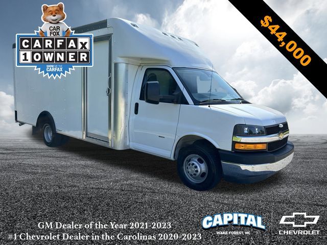 2022 Chevrolet Express Base