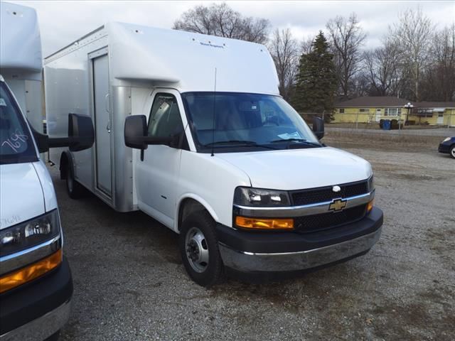 2022 Chevrolet Express Base