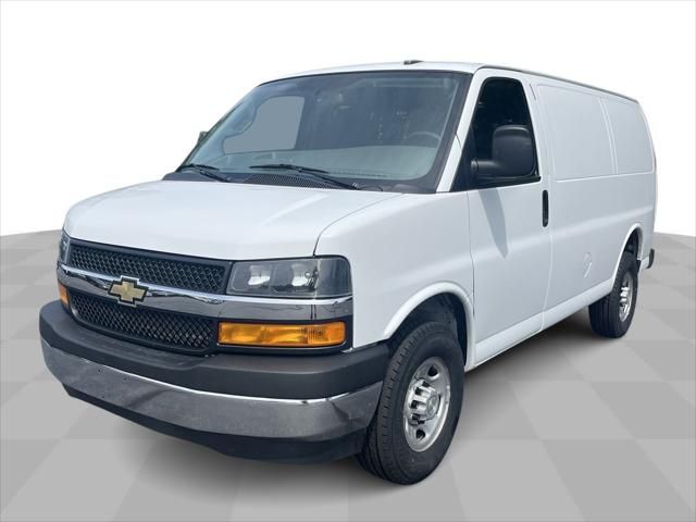 2022 Chevrolet Express Base